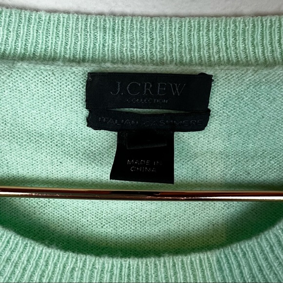 J. Crew Mint Green Italian Cashmere Sweater Size Small - Picture 4 of 6